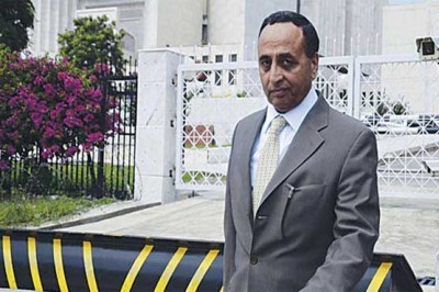 ؎Advisor to Prime Minister Shujaat resigns