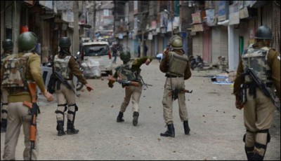 India, Kashmirpolice state