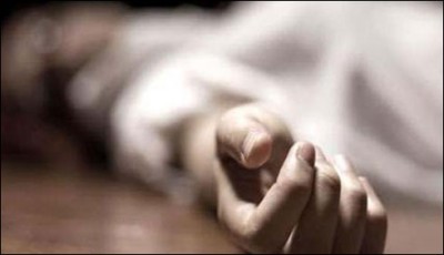 India, Girl commits suicide