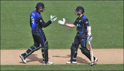 New Zealand beat Pakistan 