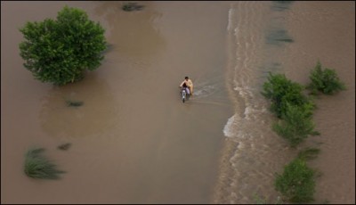 breach in Muzaffargarh