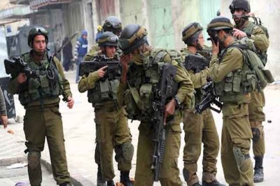 Palestine: Israeli forces